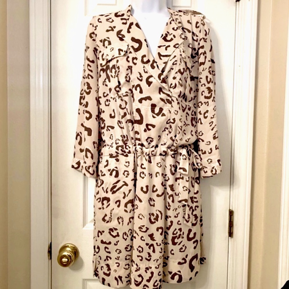 Bcbg Max Azria cargo pocket safari dress Sz XS